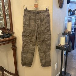 Abercrombie & Fitch Teens Baggy Olive Camo Cargo Pants Size 15/16