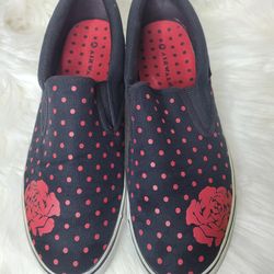 Airwalk Slip Ons 