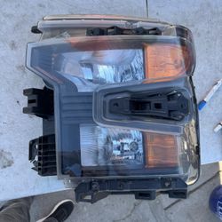 Chevy Silverado 1500 Left Headlight Oem