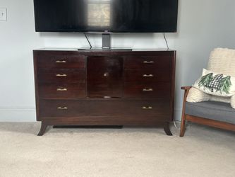 FREE TV Stand Or Dinning buffet