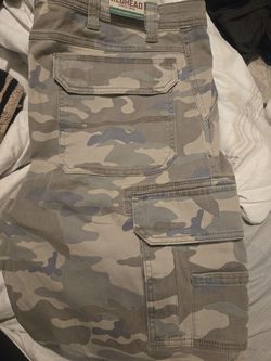MENS BRAND NEW WITH TAGS REDHEAD CAMO SHORTS SIZE 40 RELAXED FIT SEE ALL PICS NEVER WORN