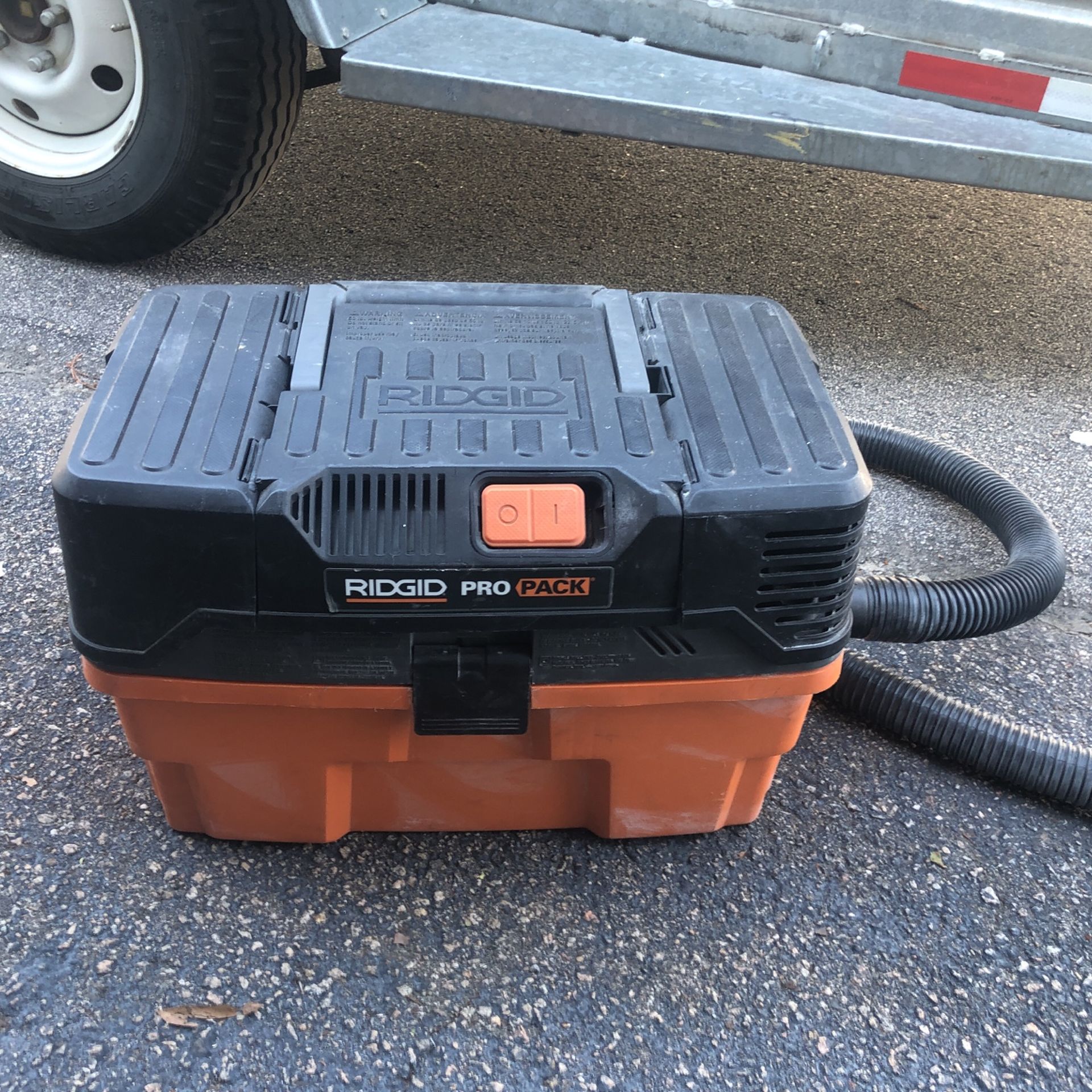 Ridged Pro Pack Vacuum