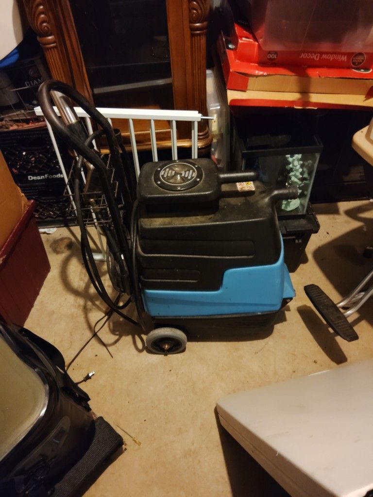 Mytee Carpet Cleaner