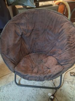 Mainstay Saucer Chairs