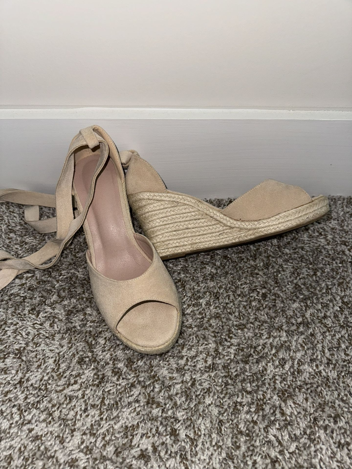beige espadrilles wedges size 7