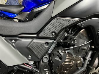 Yamaha Tenere 700 side grip pads