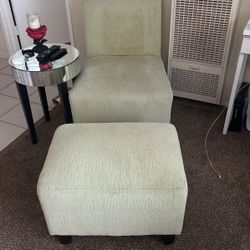 Chairs With Ottomans Set Of 4