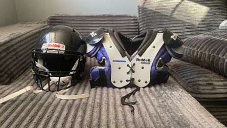 Riddell Football Helmet and Shoulder Pads Set