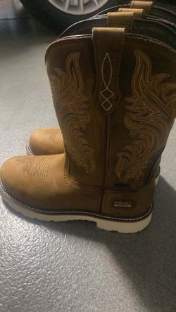 Waterproof size 10  d  ariat