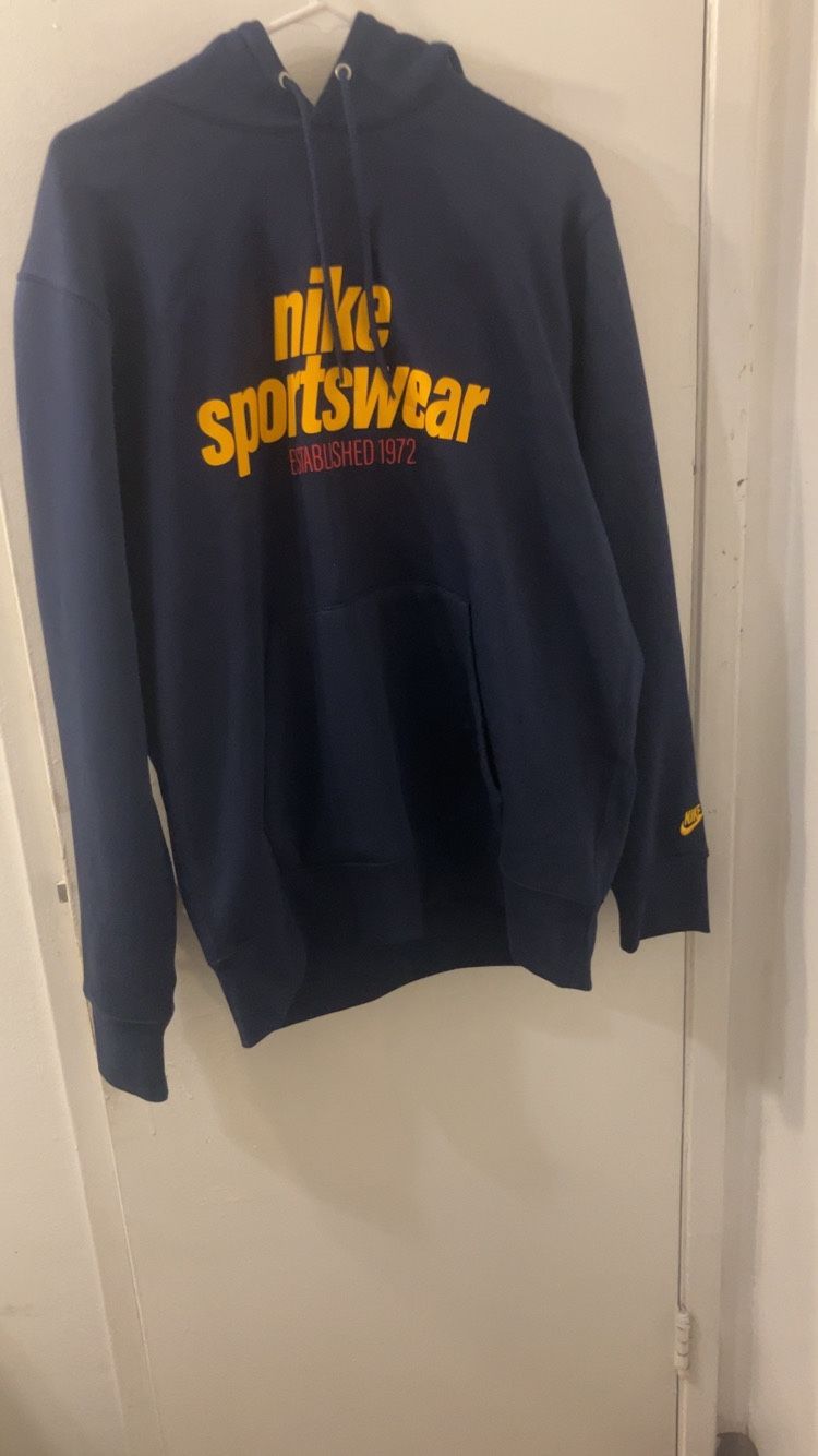Nike Club Fleece Pullover