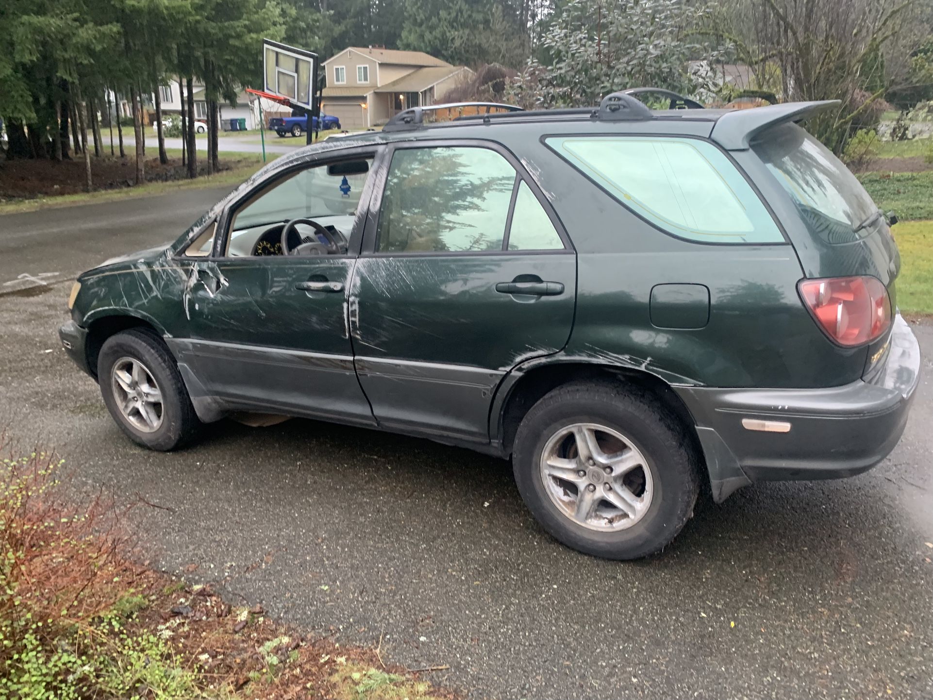 1999 Lexus Rx 300 for Sale in Redmond, WA - OfferUp