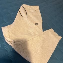 Nike Tech Fleece Joggers 2XL Men’s Grey Worn Once