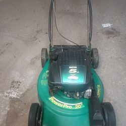 Self Propelled Lawn Mower Works Great Free Delivery!