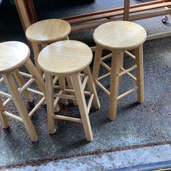 4 Basic Bar Stools