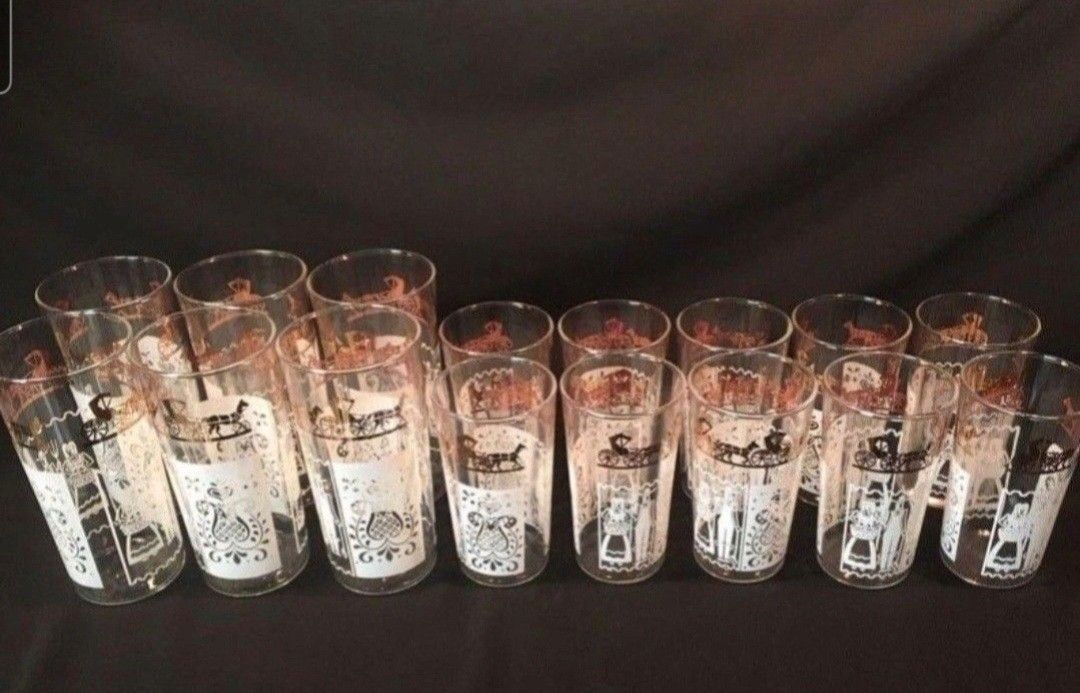 1950s Anchor Hocking glassware Gold n White Pennsylvania Dutch Collection. Tall Tumblers and Juice Glasses. Antique classics. SEE FULL AD BELOW