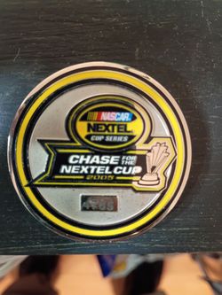 NASCAR 2005 NEXTEL CHASE THE CUP COIN