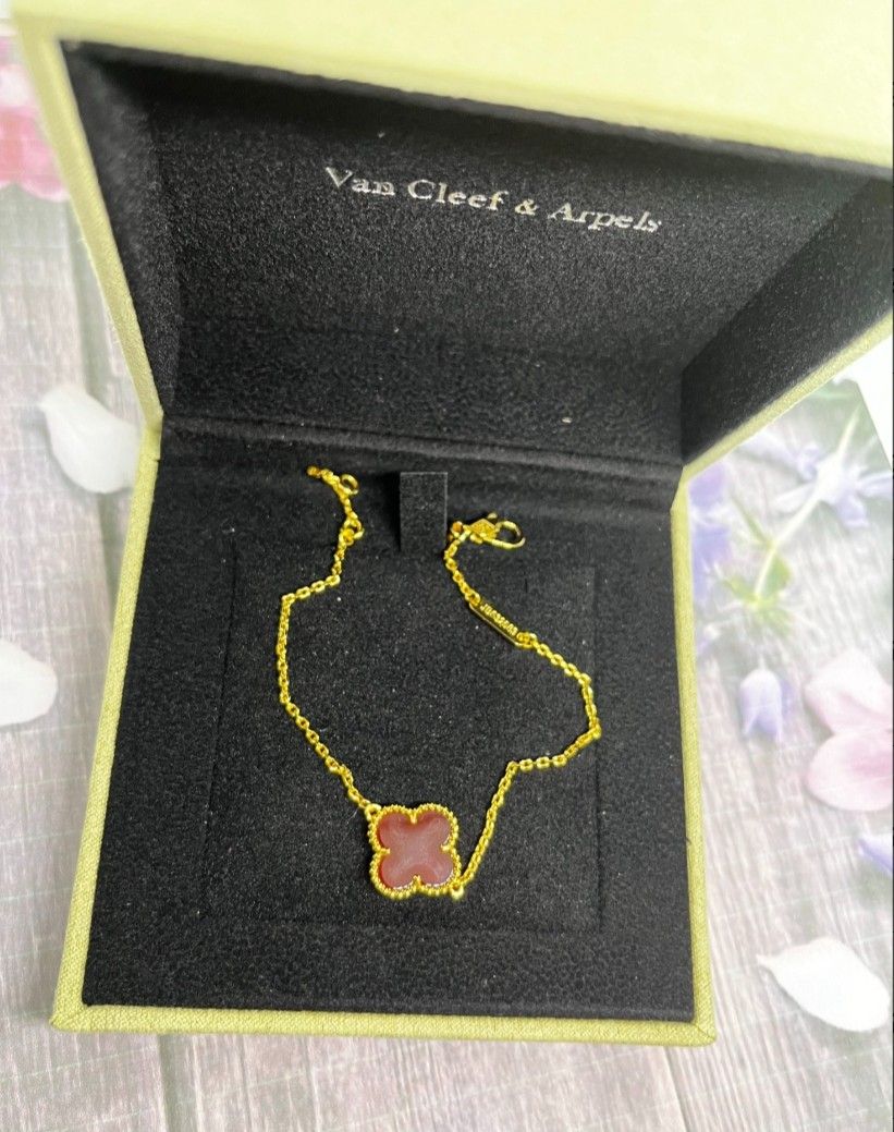 Van Cleef & Arpels Gold Bracelet