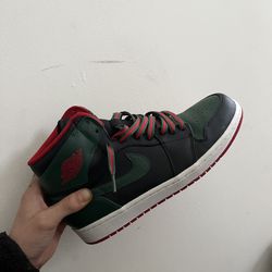 (Right Shoe Only) Nike Men’s Air Jordan 1 Mid