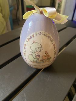 Precious Moments Figurine 