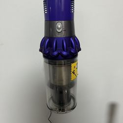 Dyson Vacuum With Charger And Wall Mount Station 