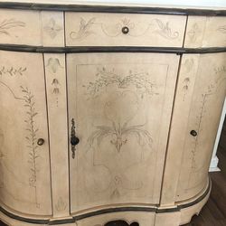 China/booze cabinet