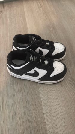 Nike dunk lows toddler 8C great condition $20
