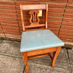 1950’s Sewing Chair With Storage 