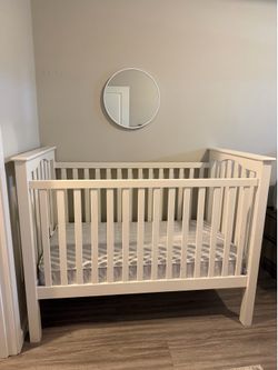 Pottery Barn convertible crib