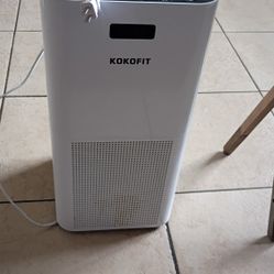 Selling A Air Purifier In Excellent Condition By  Kokofit 