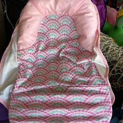 Baby Shower Seat / Bed new Born Girl 