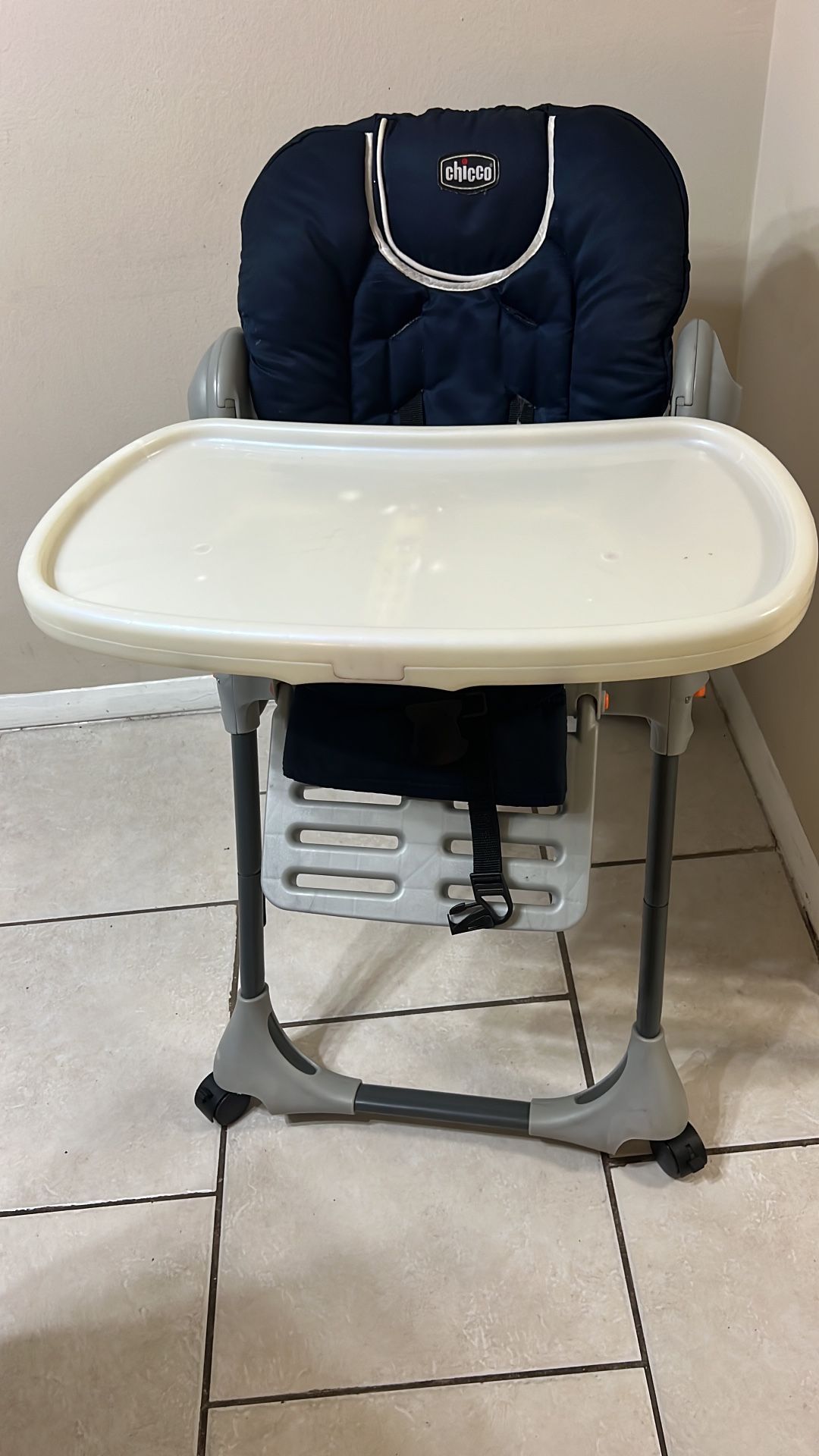 High chair Chicco 