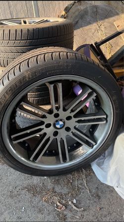 BMW 3X-28i SUV Tires (Free-Spinning)