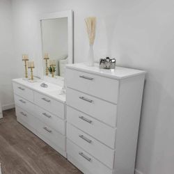 DRESSER WITH MIRROR AND CHEST  // CÓMODA CON ESPEJO Y GAVETERO 