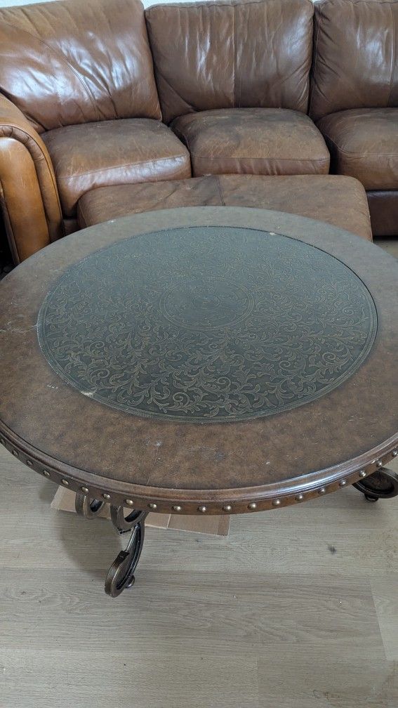 FREE COFFEE TABLE NICE