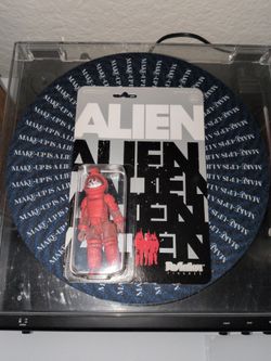 SUPER 7 ALIEN  exclusive rare figure
