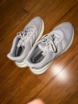 Adidas men’s sneakers size 8.5
