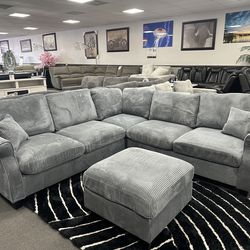 Gray Sofa Sectional w/ Free Ottoman