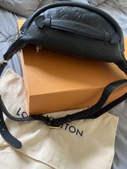 Louis Vuitton Shirley Bag for Sale in Chula Vista, CA - OfferUp