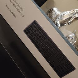 7 Color Backlit Keyboard (NEW!!)