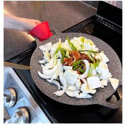 Korean Style BBQ Grill Pan for Stove Top, Camping and IH, 13" Round Griddle With Double Bottom, Non-stick Coating Frying Pan 