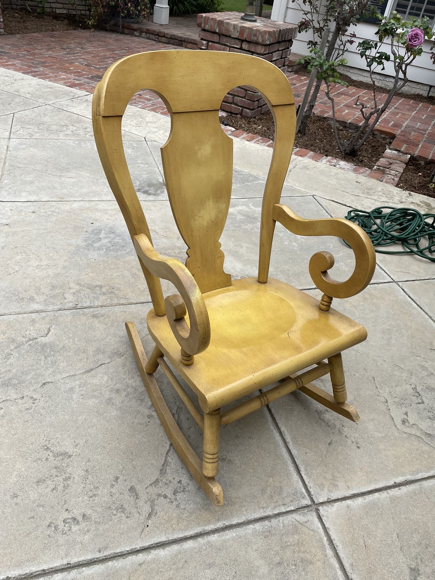 Rocking Chair-FREE