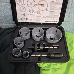 Klein Tools 8 Pc Electricians Hole Saw Kit 