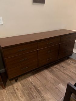 Mid century credenza/dresser