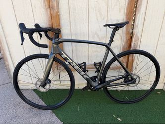 2022 trek emonda sl6 disc 56cm frame..clean bike