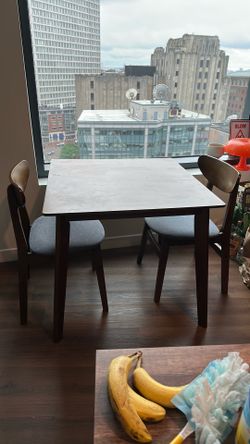 Dining Table Set