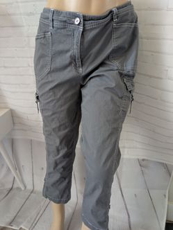 Cato - Capri Cargo pants size 12