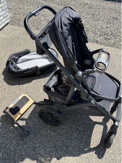 UPPABABY Vista stroller + accessories