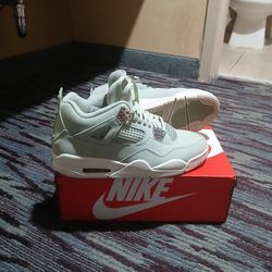 Jordan Retro 4s Size 12 Womens Men's 10