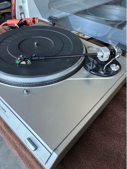 Turn tables fisher