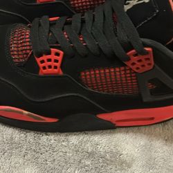 Air Jordan 4 “Red Thunder”